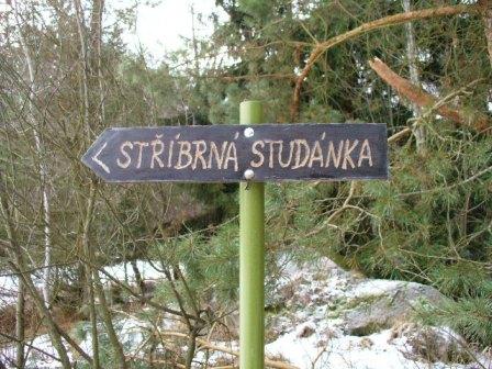 Ukazatel ke Stříbrné studánce